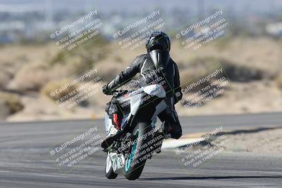 media/Dec-07-2025-CVMA (Sun) [[3e7d2de5dc]]/Race 5-Formula UL-CVMA Hooligans-American Thunder/